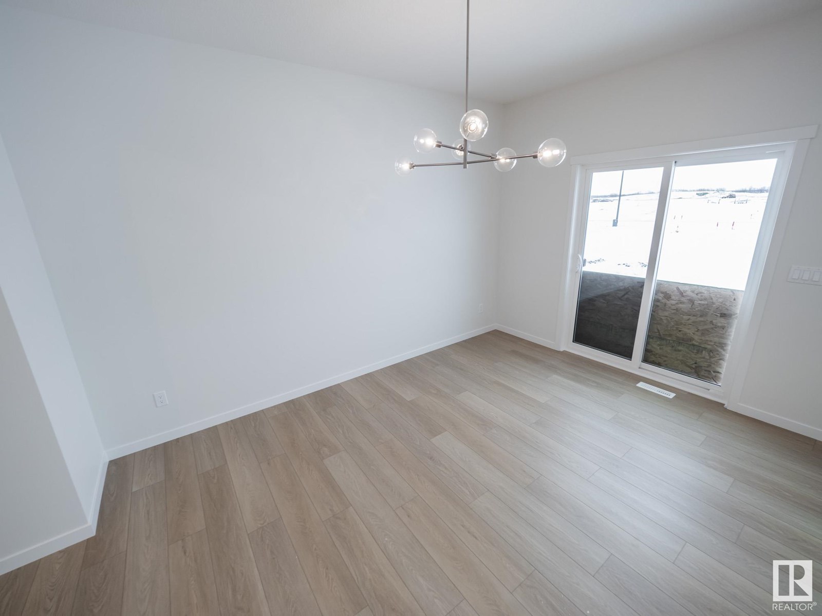 8720 224 ST NW, Edmonton