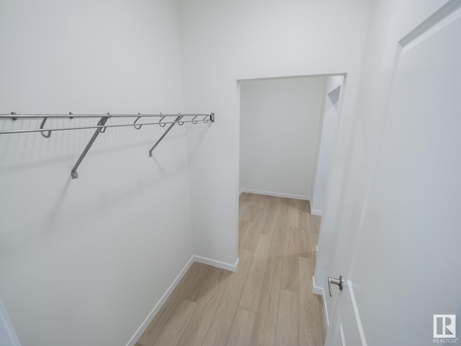 8720 224 ST NW, Edmonton