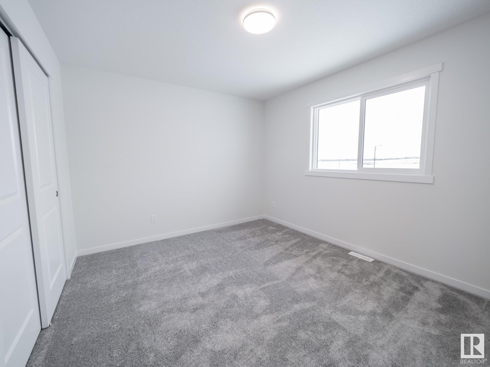 8720 224 ST NW, Edmonton