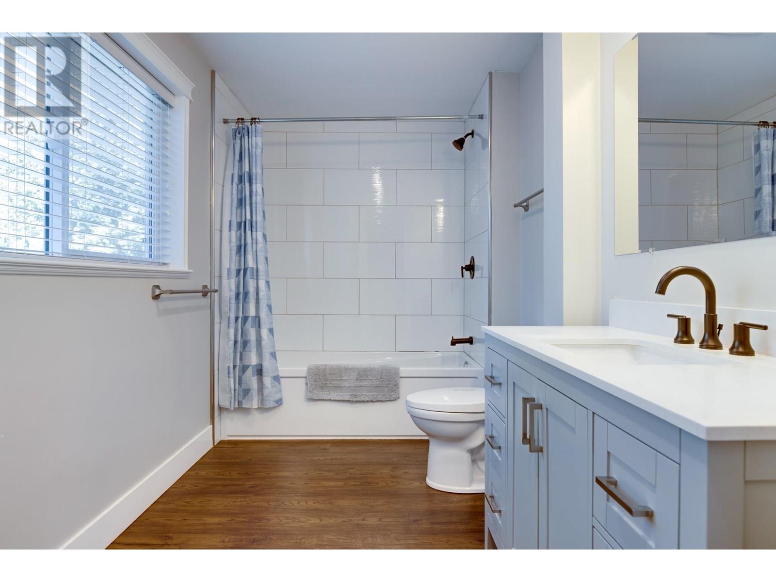 Photo 25 of 966 20th Avenue, Prince George BC