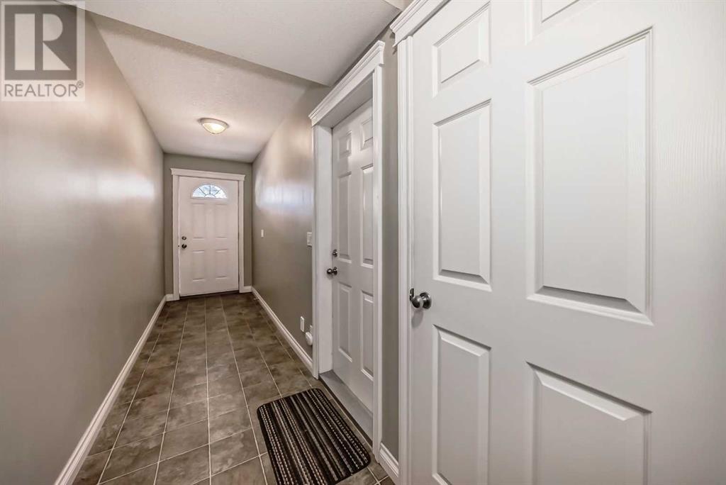 Single Family House for Sale in  Pinecliff Grove NE Pineridge Calgary 