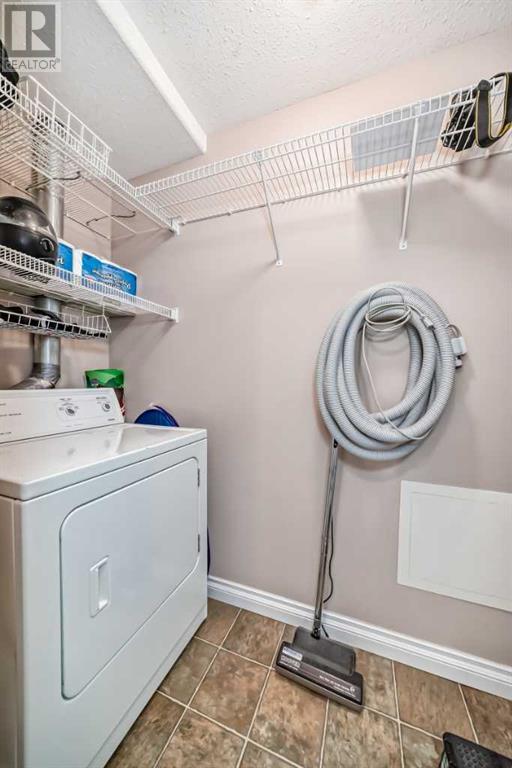 Single Family House for Sale in  Pinecliff Grove NE Pineridge Calgary 