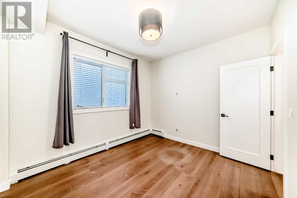 Single Family House for Sale in    Avenue SW Shaganappi Calgary 