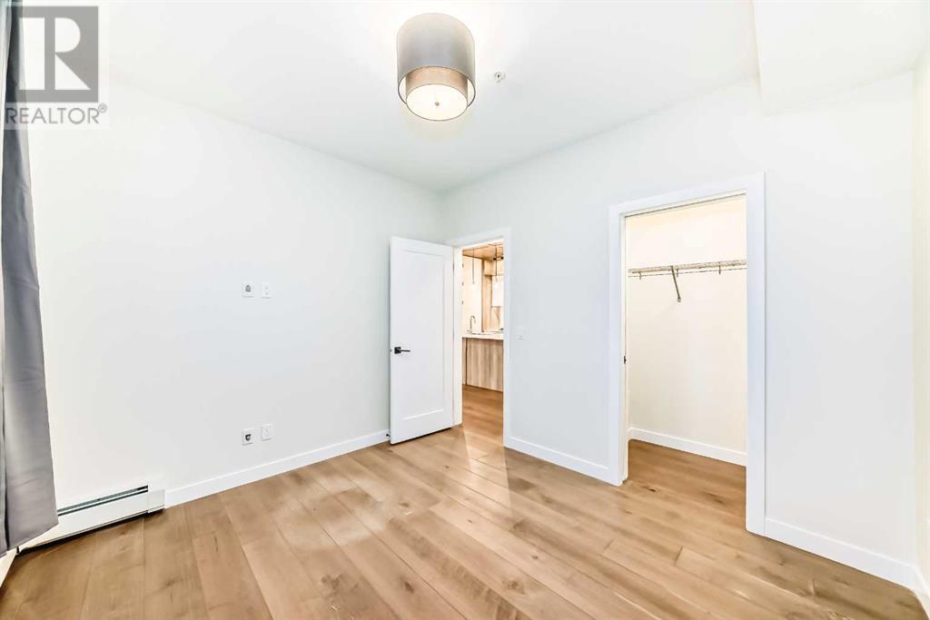 Single Family House for Sale in    Avenue SW Shaganappi Calgary 