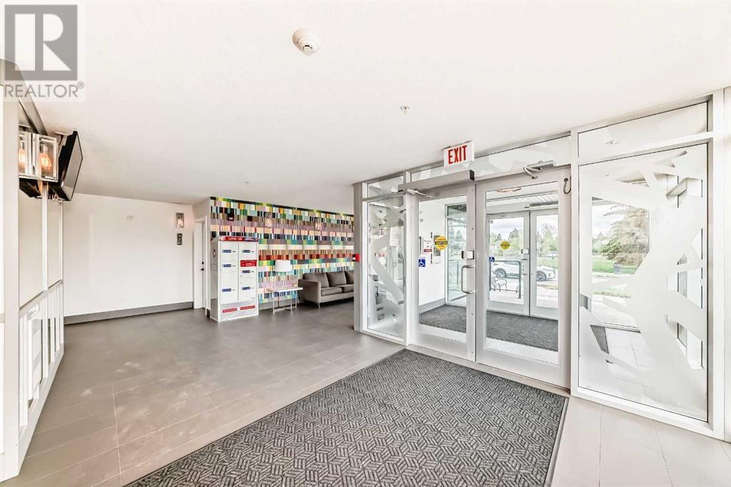 Single Family House for Sale in    Avenue SW Shaganappi Calgary 