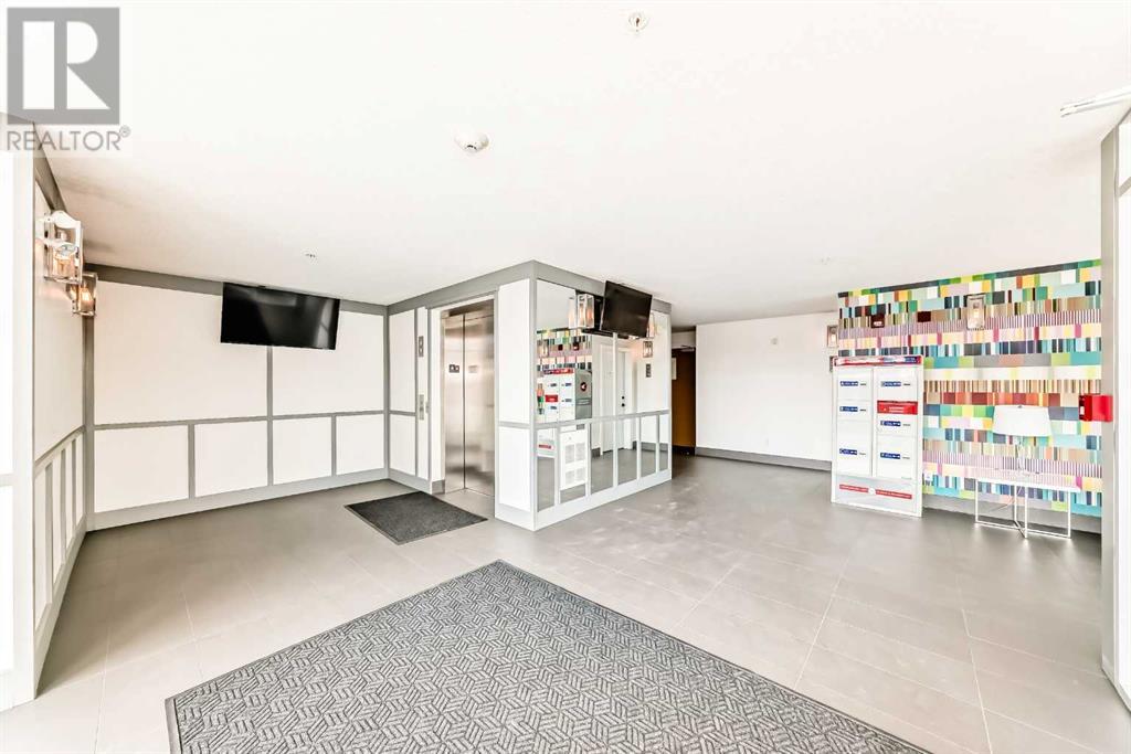 Single Family House for Sale in    Avenue SW Shaganappi Calgary 