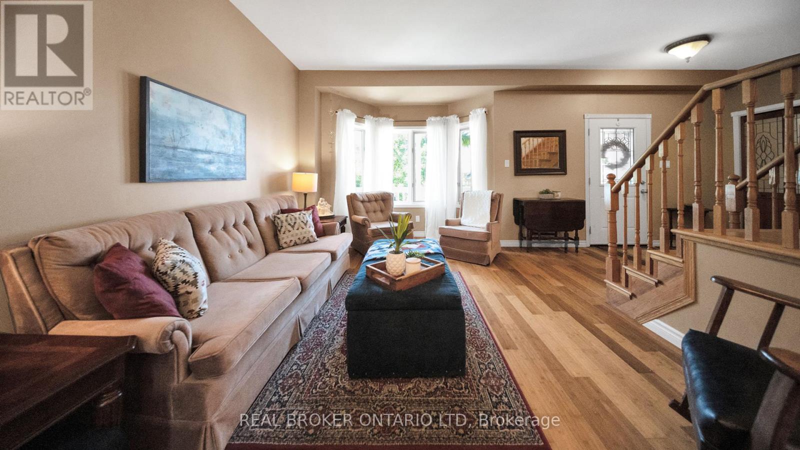 Photo 13 of 427 Olde Village Lane, Shelburne ON