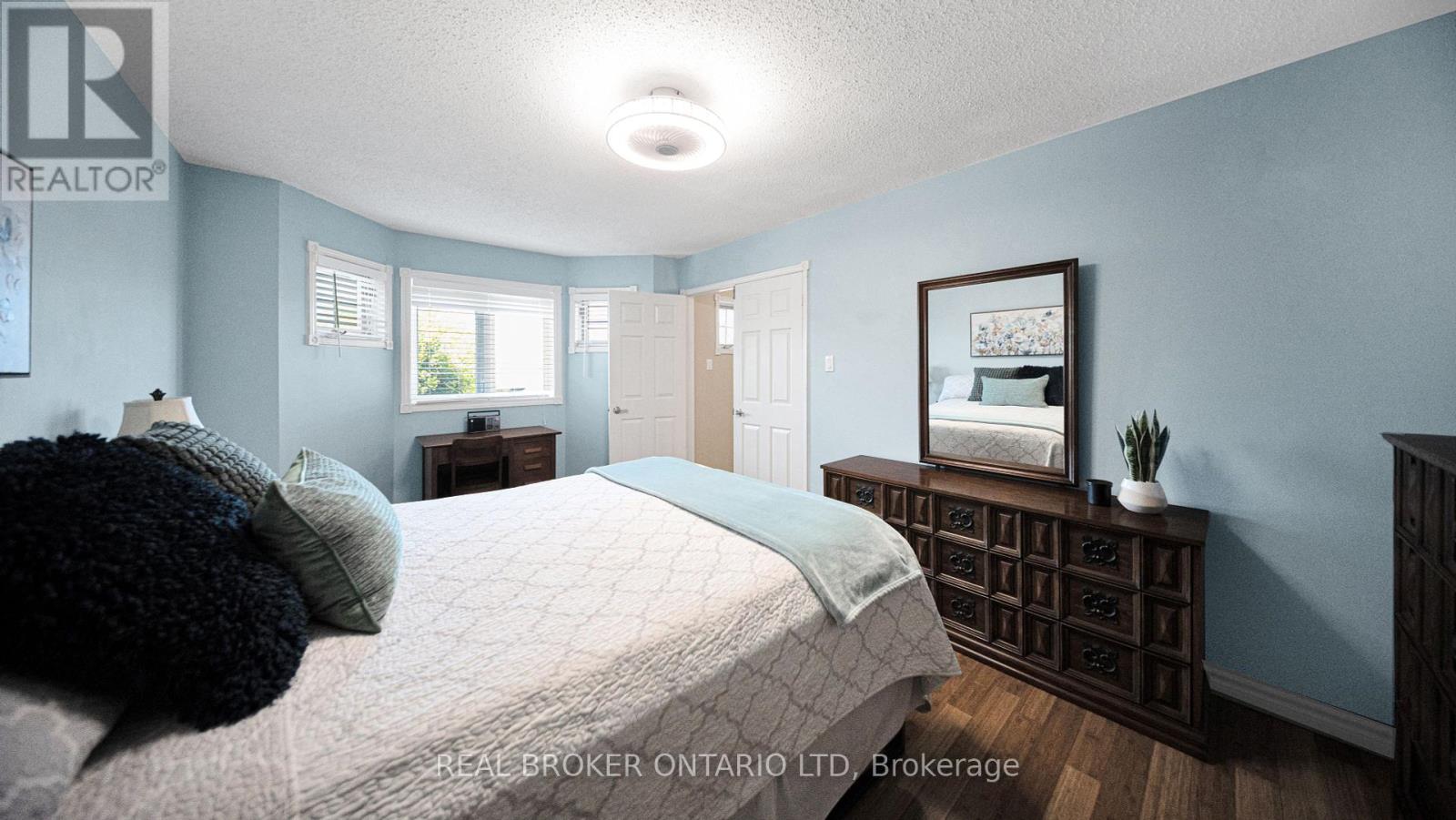 Photo 22 of 427 Olde Village Lane, Shelburne ON