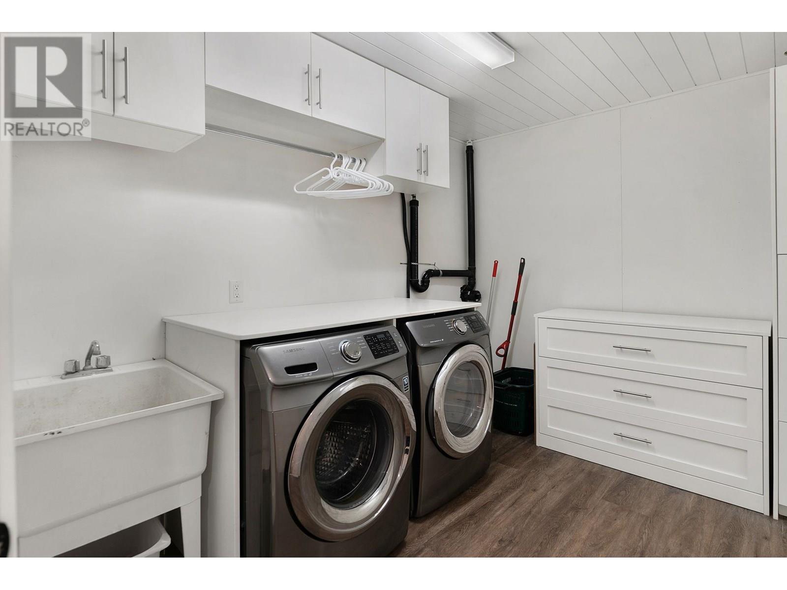 4110 Lakeshore Road, Kelowna