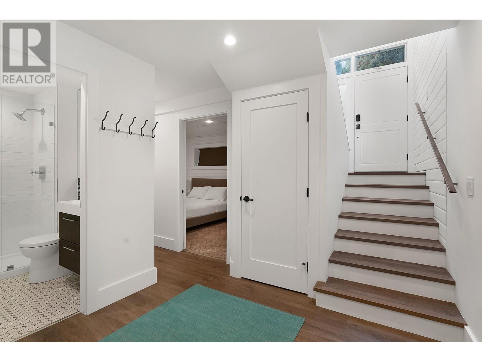 4110 Lakeshore Road, Kelowna