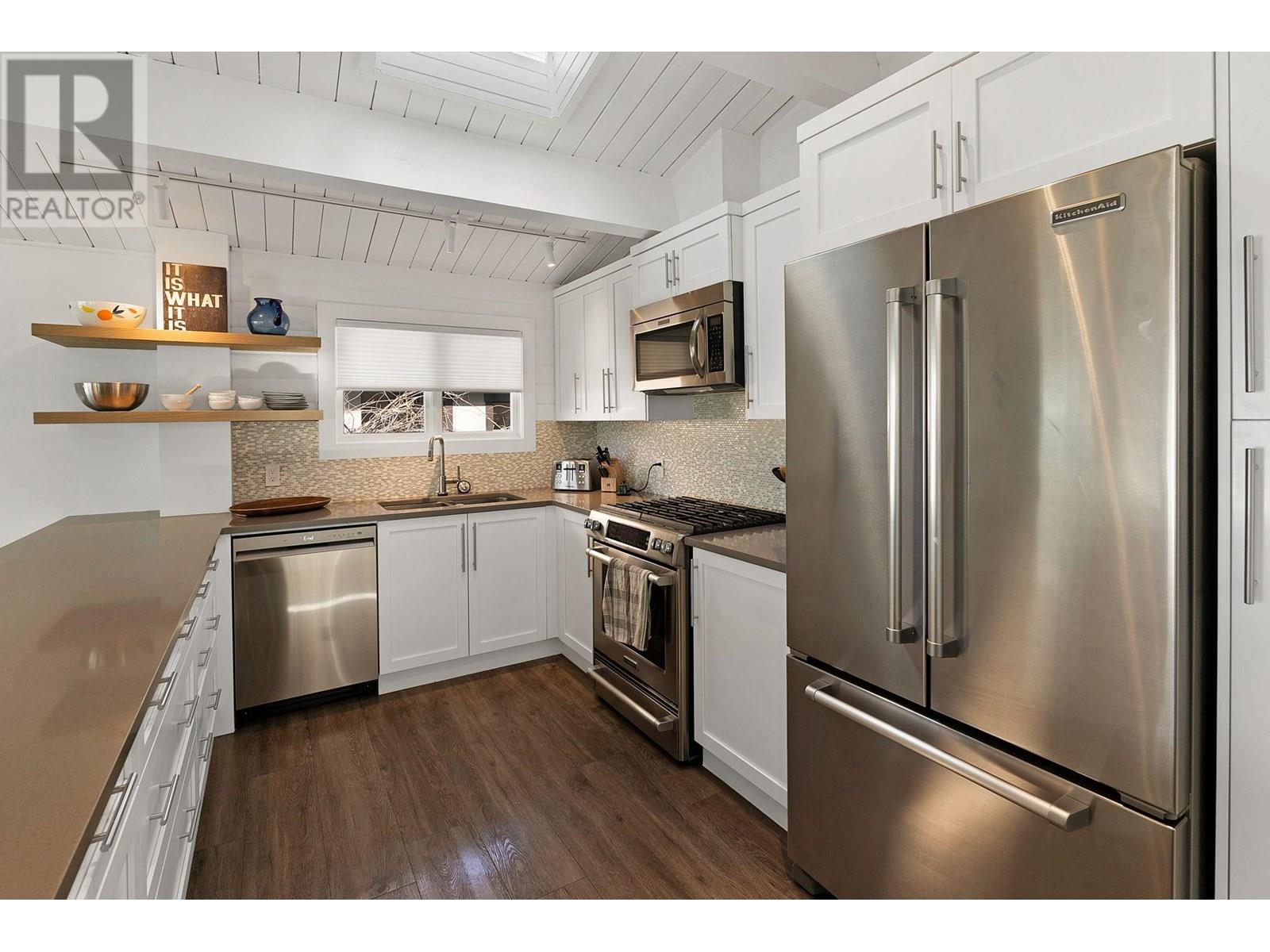 4110 Lakeshore Road, Kelowna