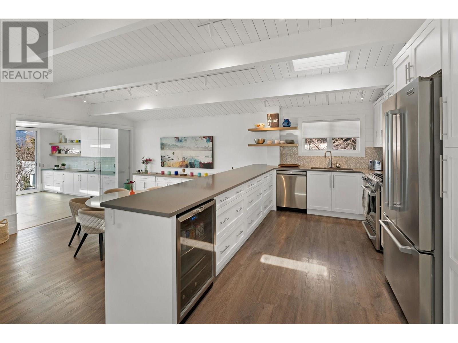 4110 Lakeshore Road, Kelowna