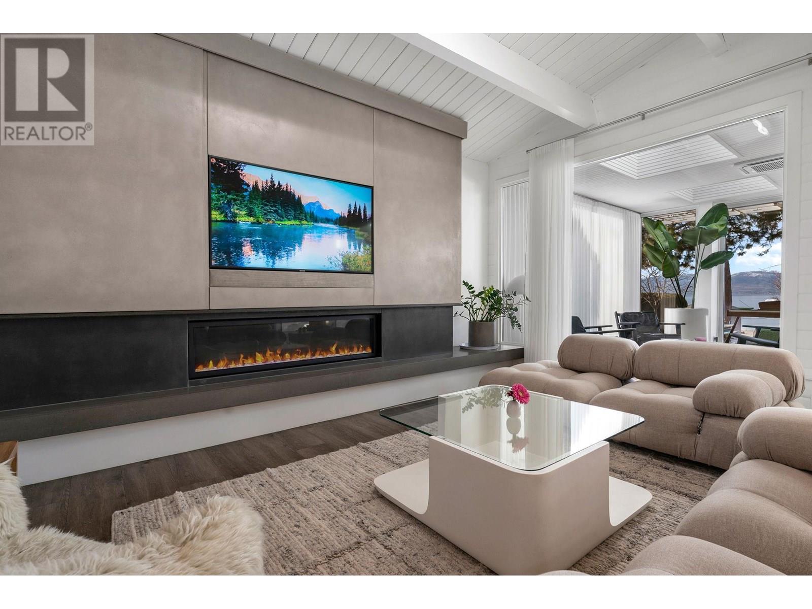 4110 Lakeshore Road, Kelowna