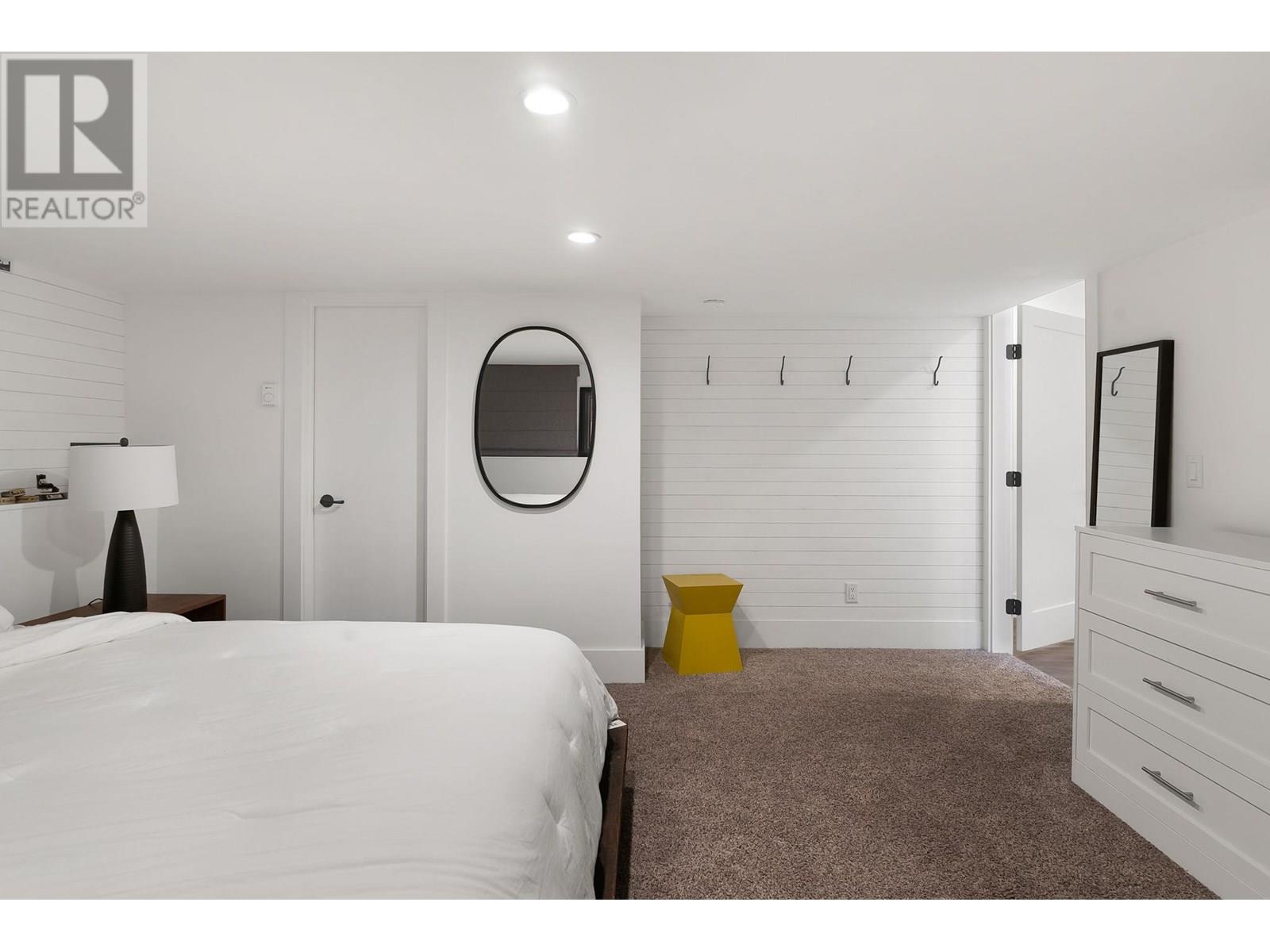 4110 Lakeshore Road, Kelowna