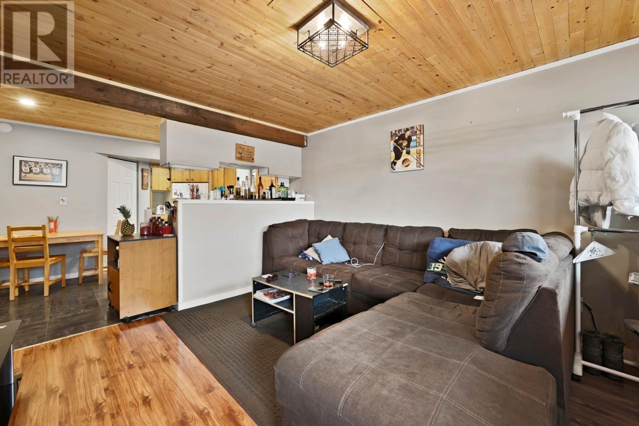 2090/2092 WESTSYDE Road, Kamloops
