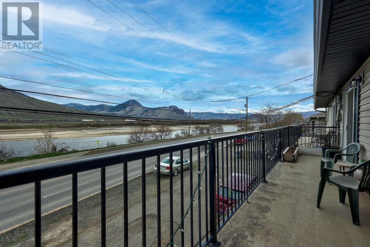 2090/2092 WESTSYDE Road, Kamloops