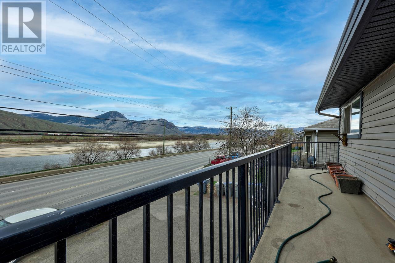 2090/2092 WESTSYDE Road, Kamloops