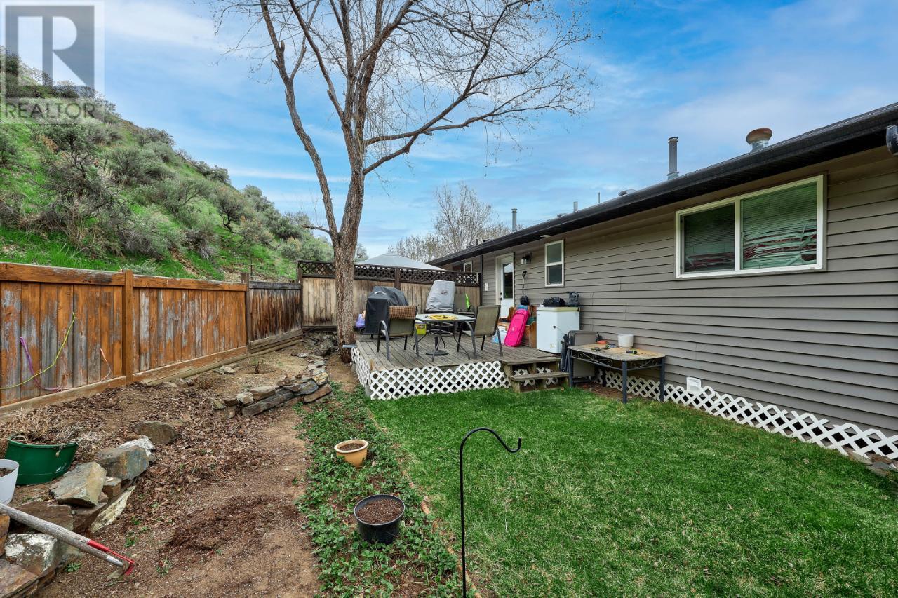 2090/2092 WESTSYDE Road, Kamloops