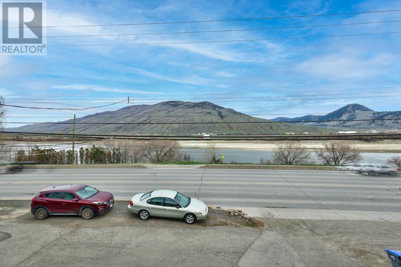 2090/2092 WESTSYDE Road, Kamloops