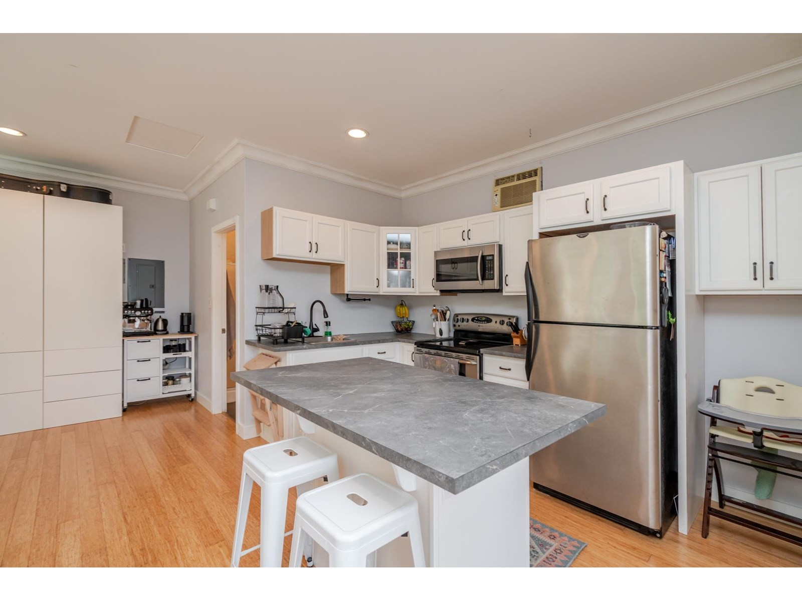 32923 CLAYBURN ROAD, Abbotsford