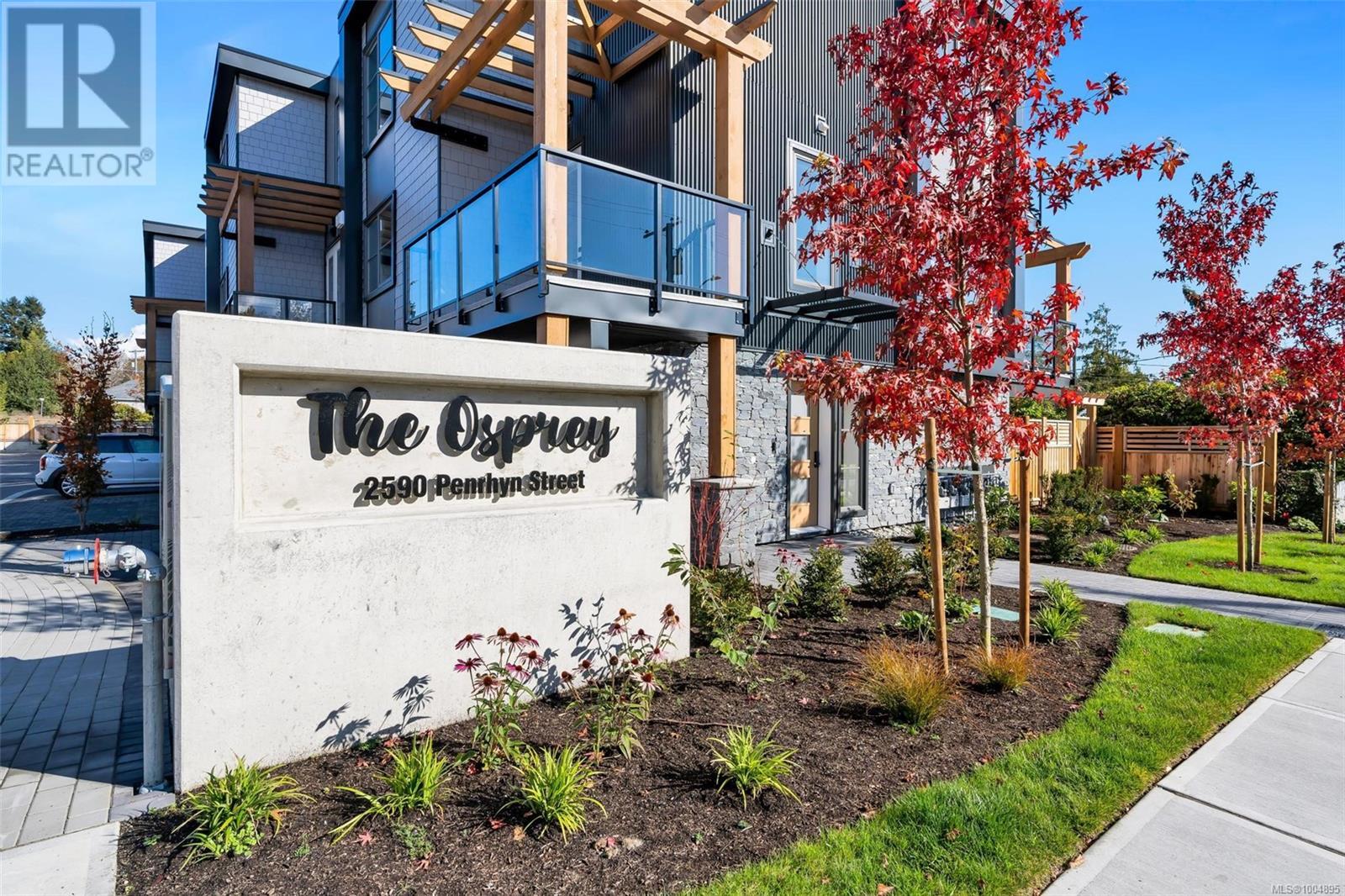 Photo 61 of 5 2590 Penrhyn St, Saanich BC