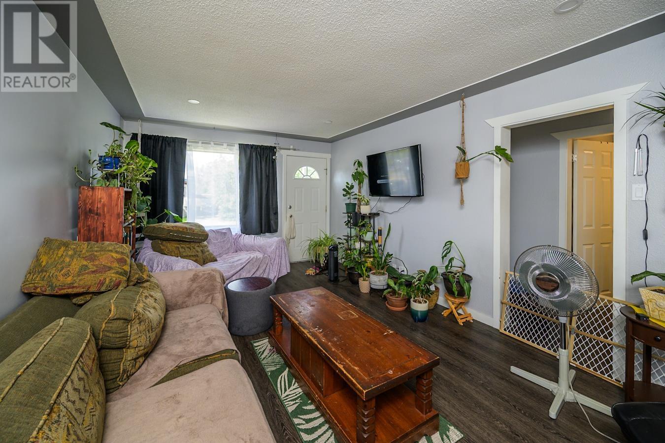 1918 VINE STREET, Prince George