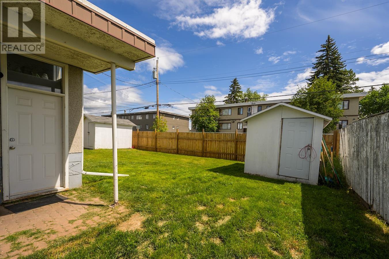 1918 VINE STREET, Prince George