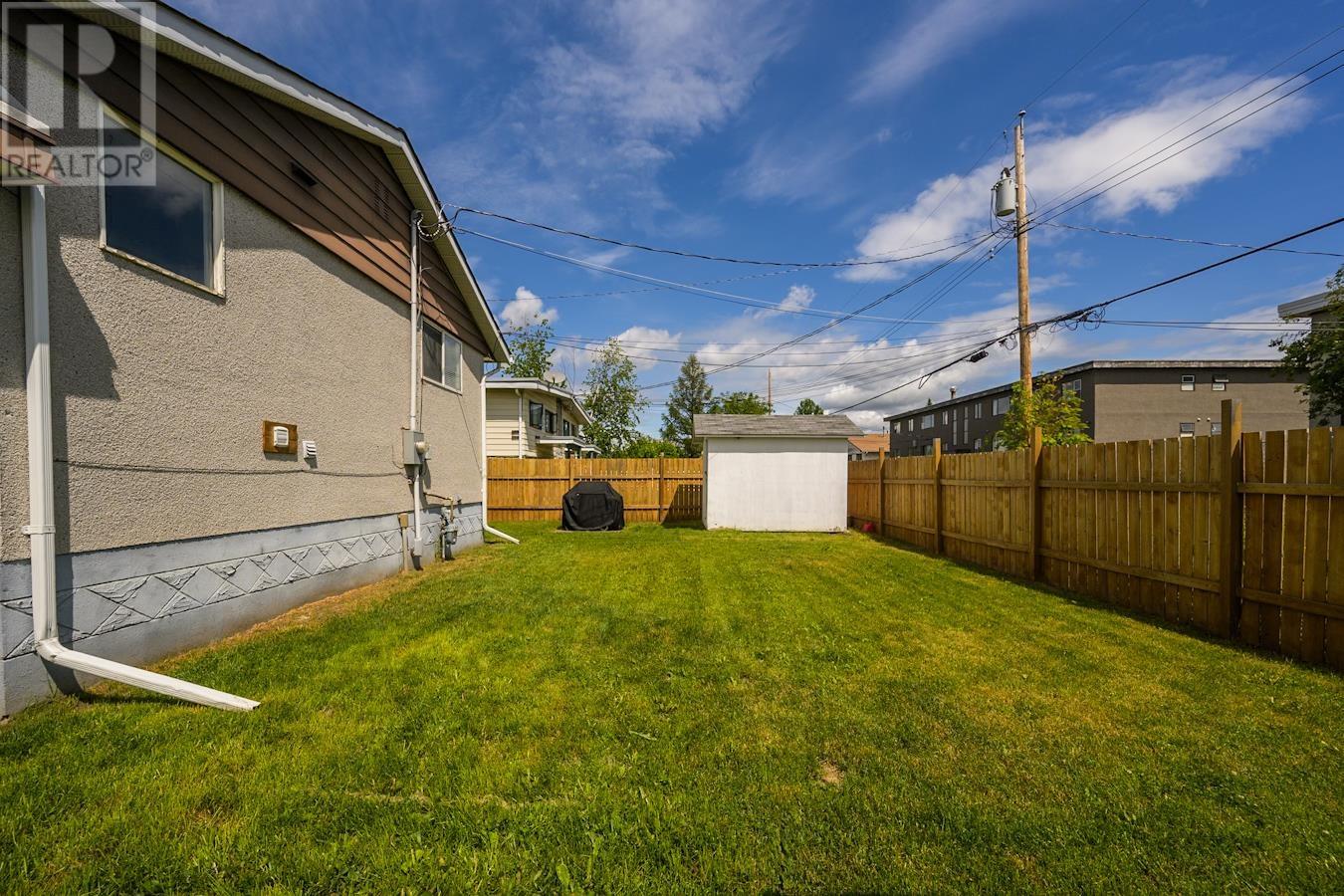 1918 VINE STREET, Prince George