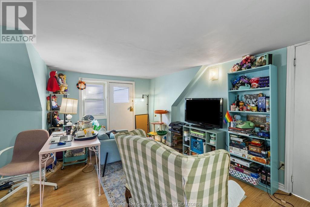Photo 18 of 1168 1170 Moy Avenue, Windsor ON