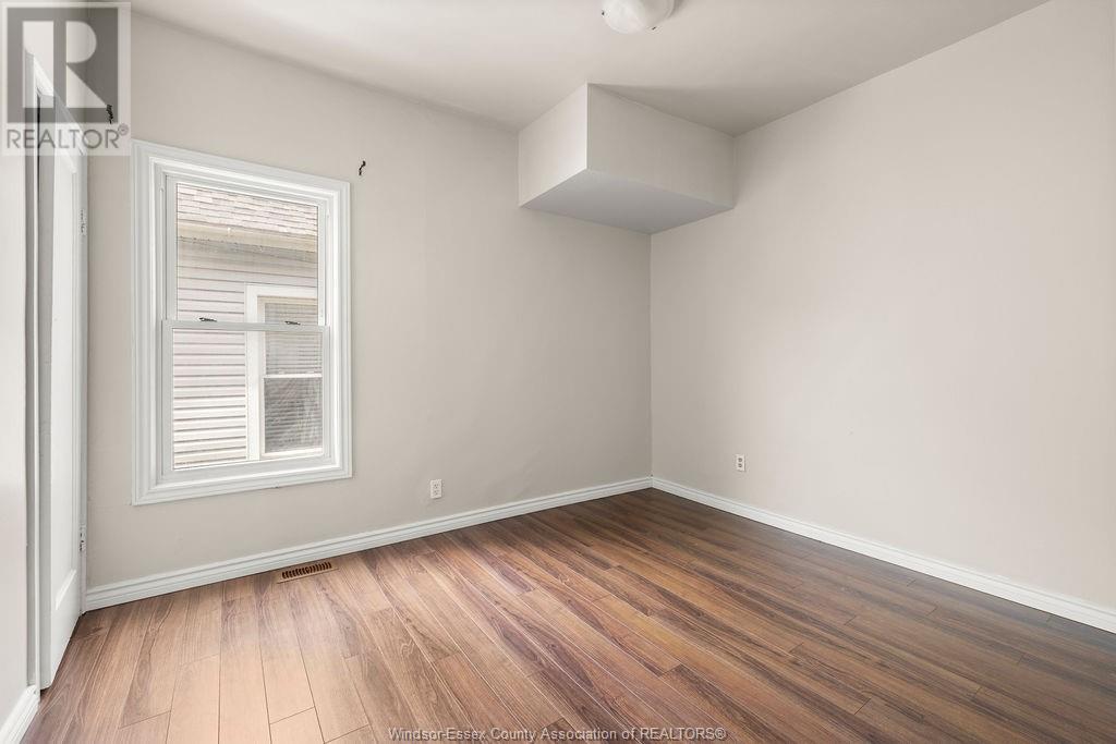 Photo 11 of 1168 1170 Moy Avenue, Windsor ON