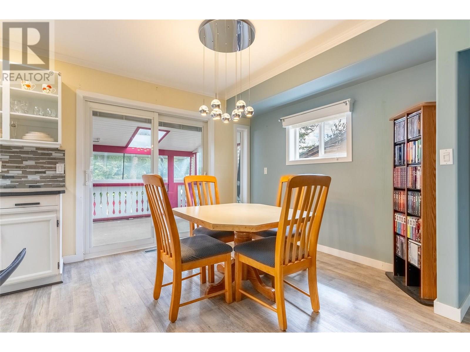 207 Ponderosa Avenue, Logan Lake