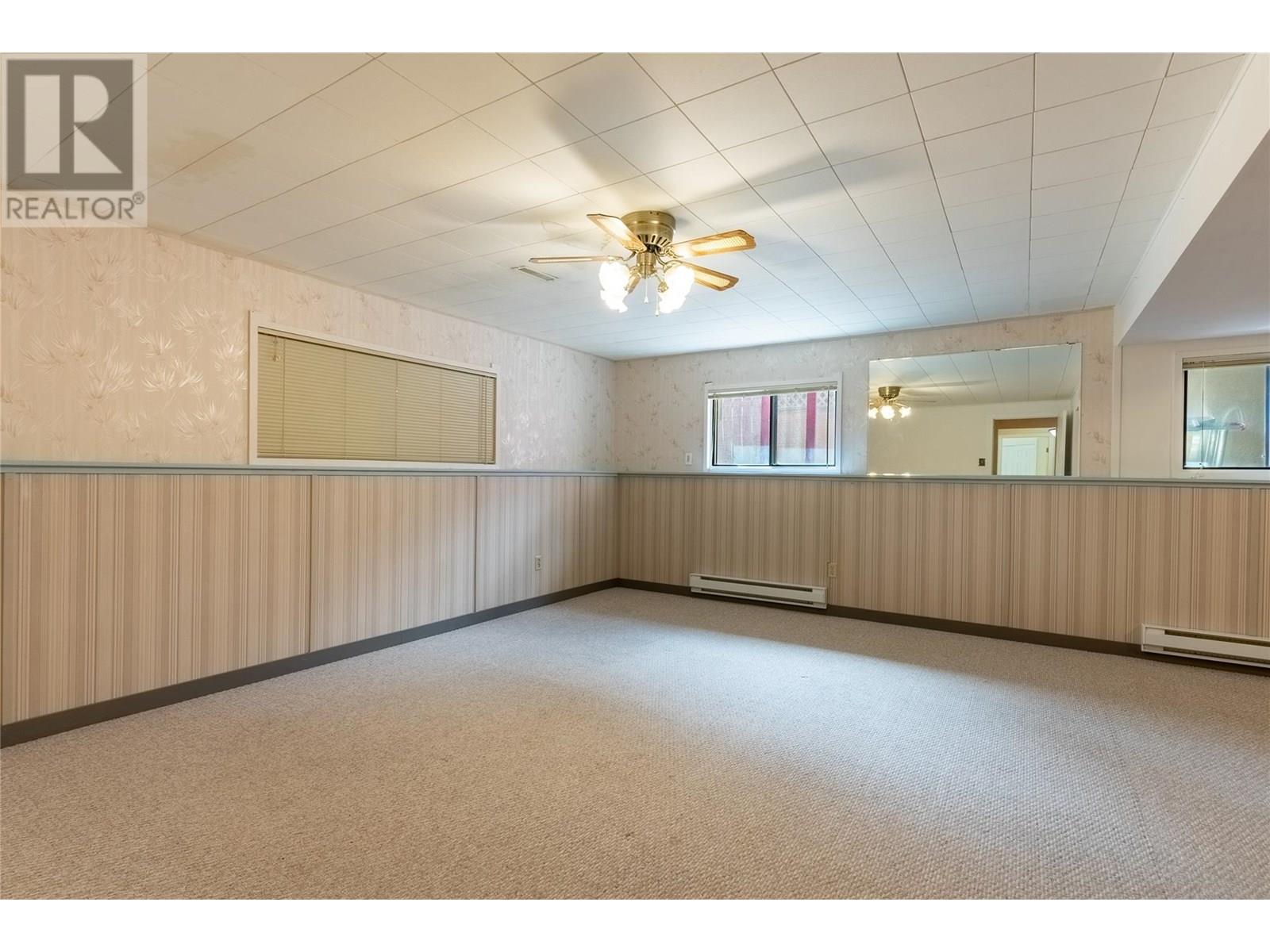 207 Ponderosa Avenue, Logan Lake