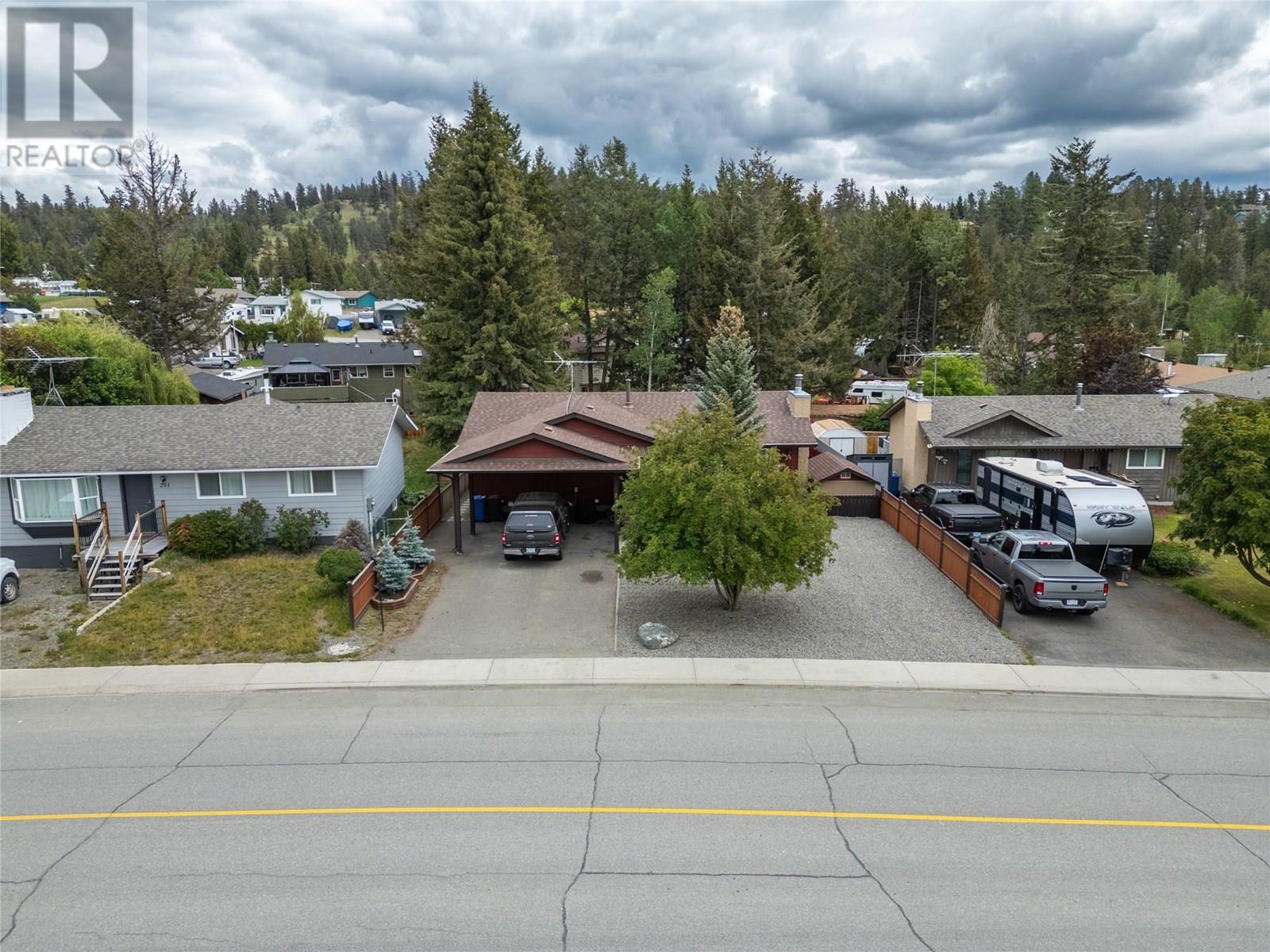 207 Ponderosa Avenue, Logan Lake