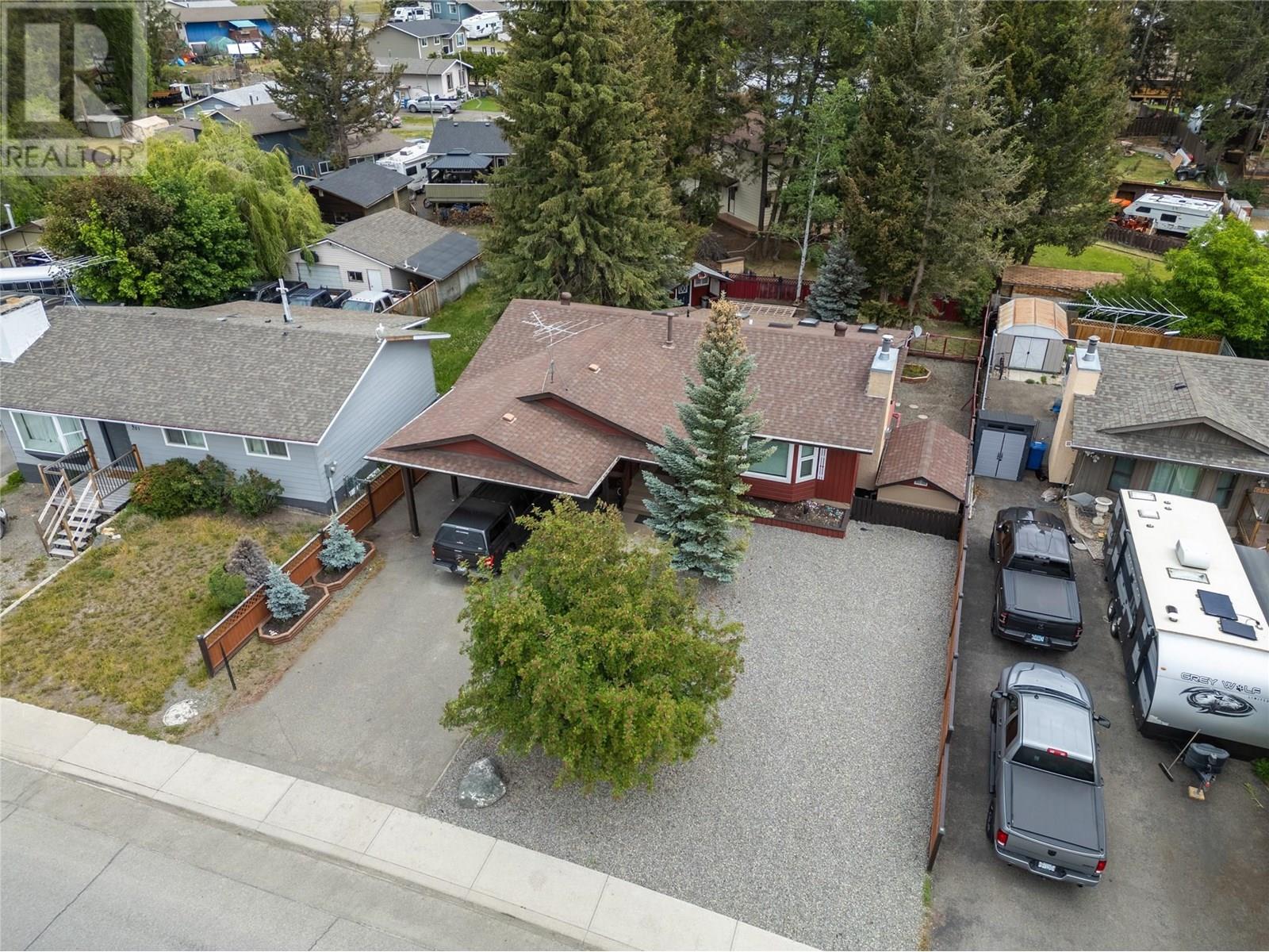 207 Ponderosa Avenue, Logan Lake