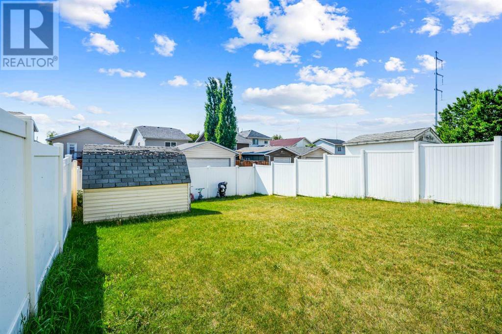 Single Family House for Sale in  Rivercrest Close SE Riverbend Calgary 