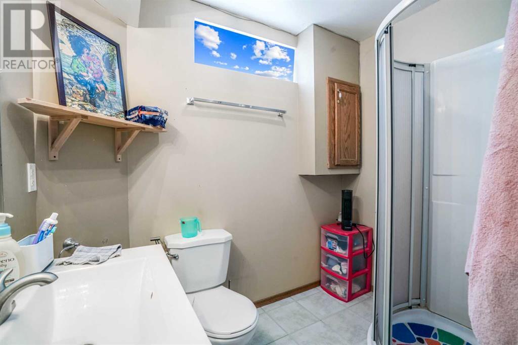 Single Family House for Sale in  Rivercrest Close SE Riverbend Calgary 