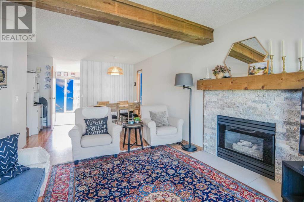 Single Family House for Sale in  Rivercrest Close SE Riverbend Calgary 