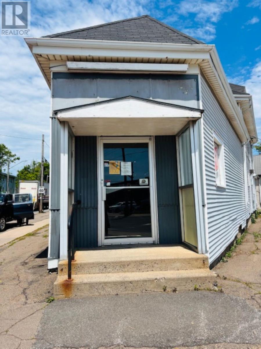 Photo 5 of 2 8 10 Longworth Avenue, Charlottetown PE