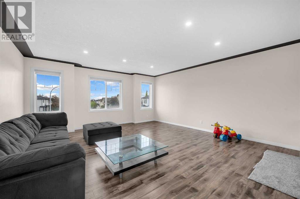 Single Family House for Sale in  Covemeadow Court NE Coventry Hills Calgary 