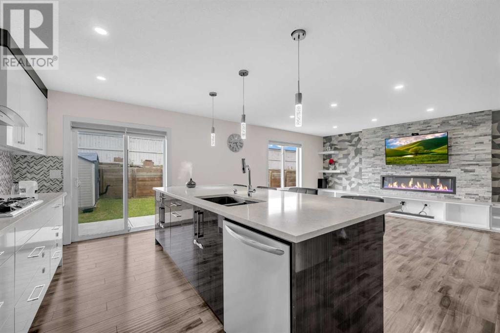 Single Family House for Sale in  Covemeadow Court NE Coventry Hills Calgary 