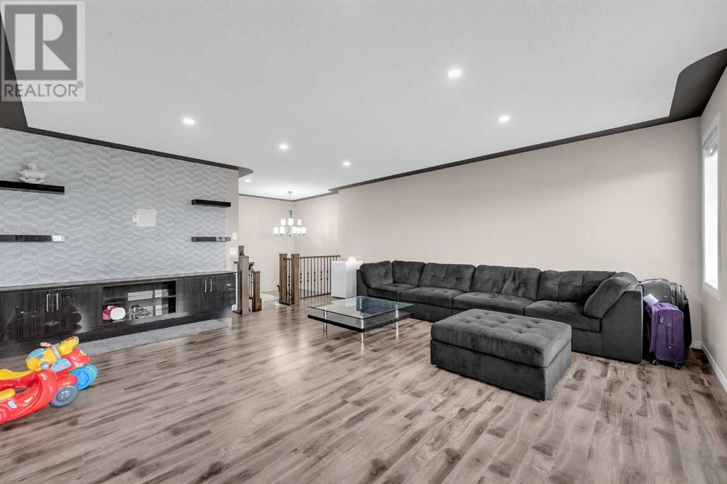 Single Family House for Sale in  Covemeadow Court NE Coventry Hills Calgary 
