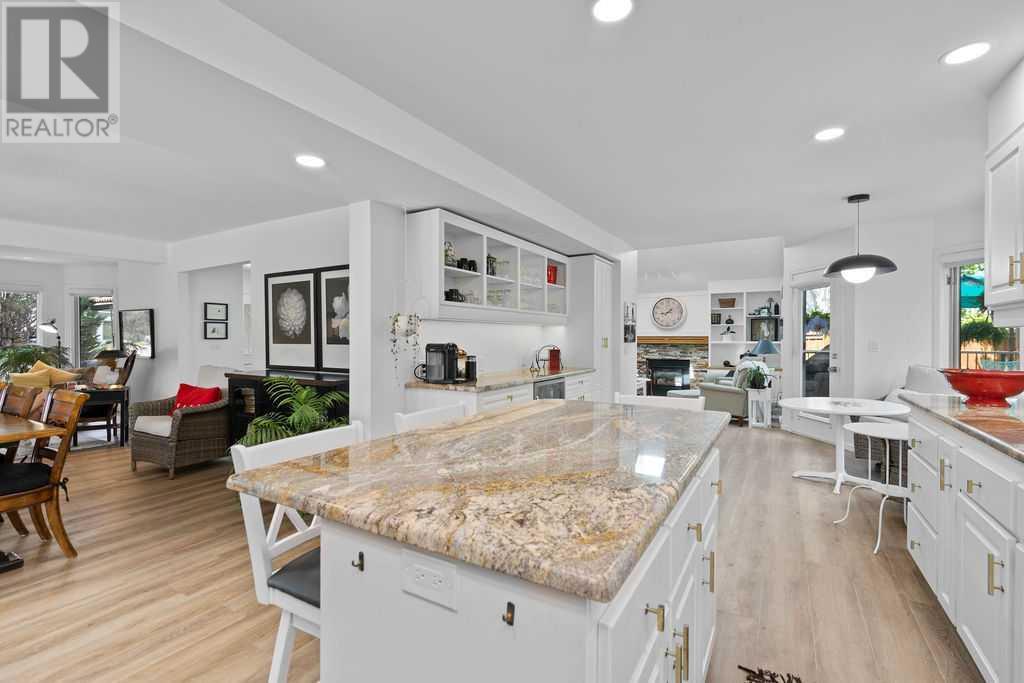 Single Family House for Sale in  Woodbriar Circle SW Woodbine Calgary 