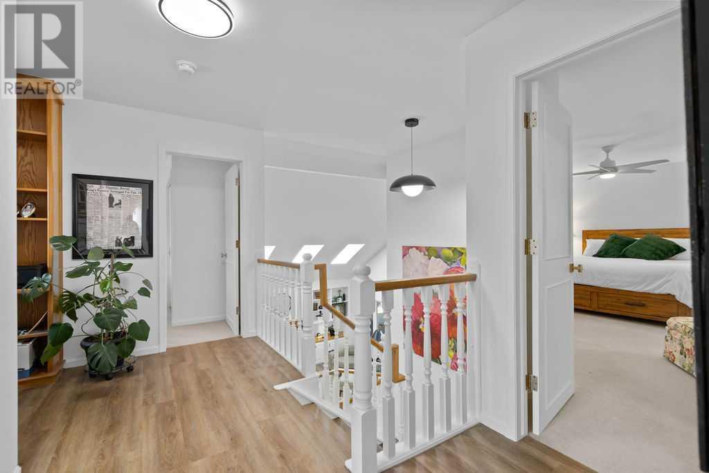 Single Family House for Sale in  Woodbriar Circle SW Woodbine Calgary 