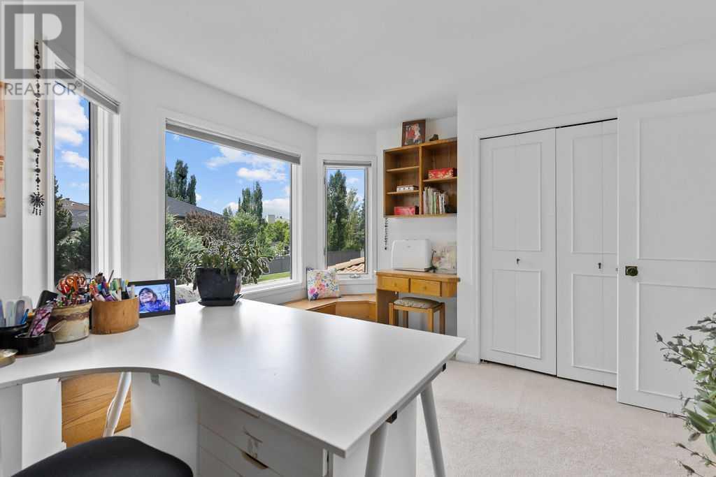 Single Family House for Sale in  Woodbriar Circle SW Woodbine Calgary 
