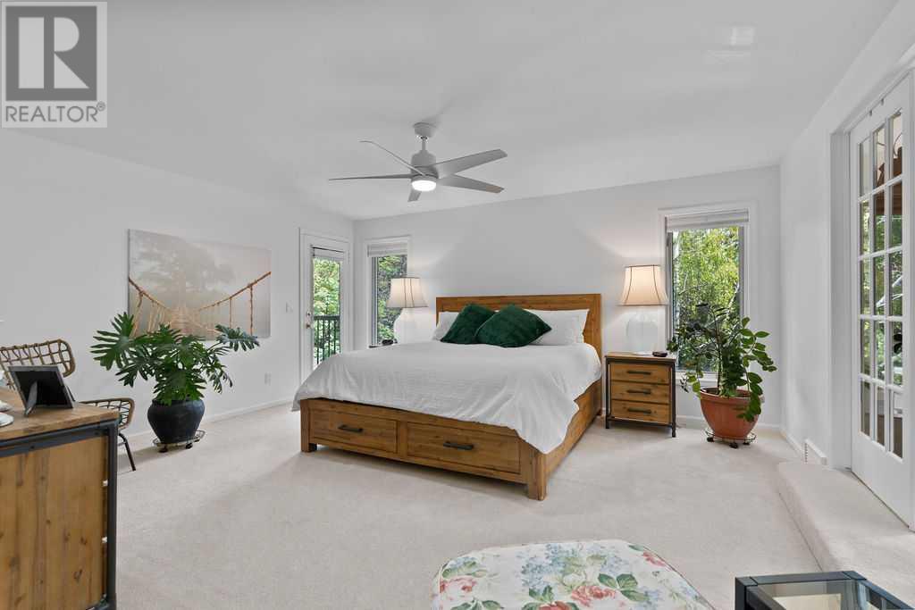 Single Family House for Sale in  Woodbriar Circle SW Woodbine Calgary 