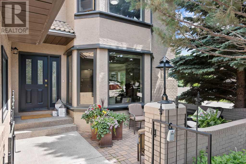 Single Family House for Sale in  Woodbriar Circle SW Woodbine Calgary 