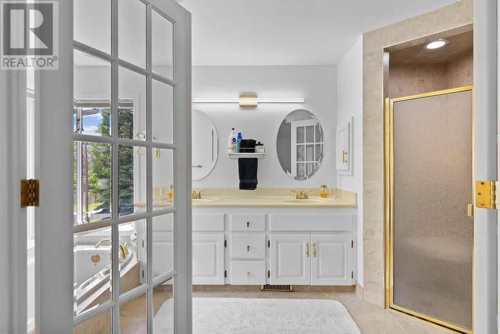 Single Family House for Sale in  Woodbriar Circle SW Woodbine Calgary 
