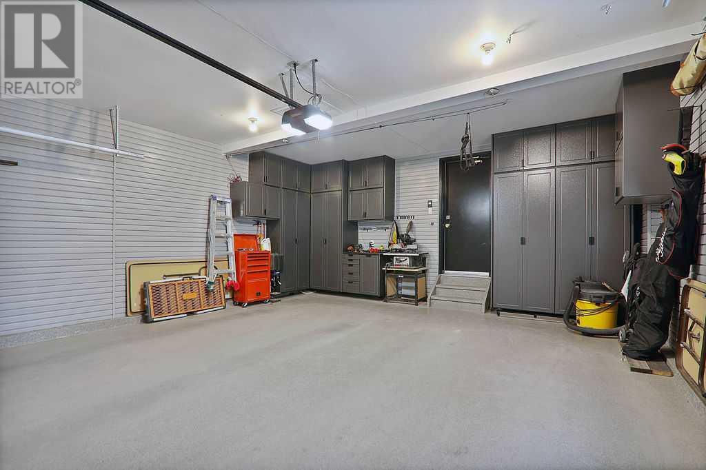 Single Family House for Sale in  Woodbriar Circle SW Woodbine Calgary 
