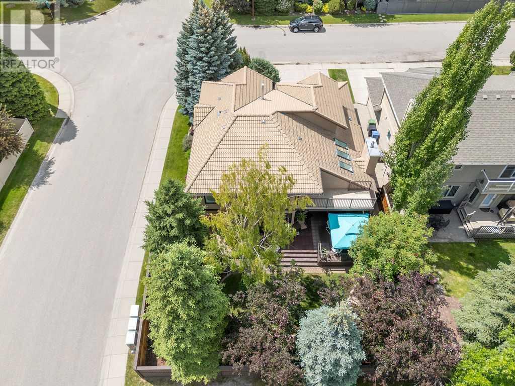Single Family House for Sale in  Woodbriar Circle SW Woodbine Calgary 
