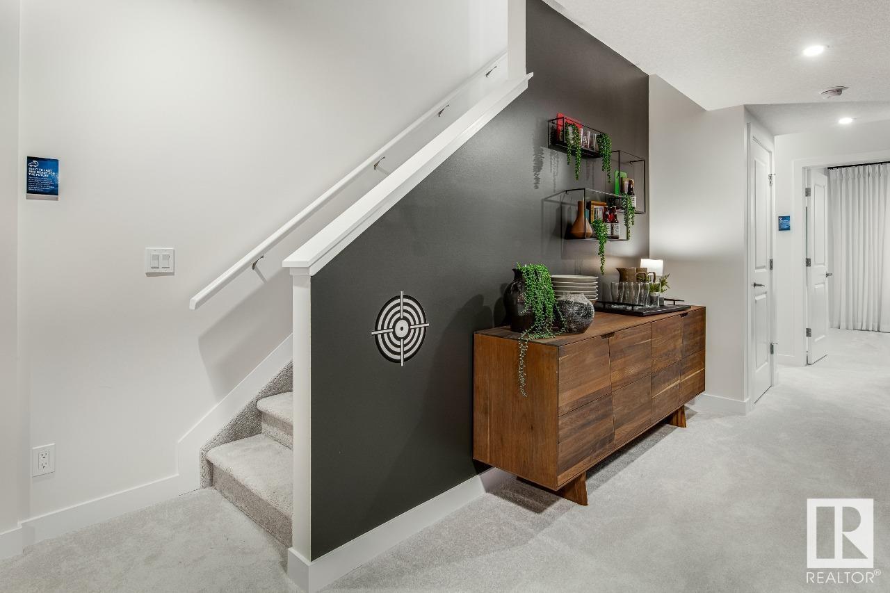 Photo 5 of 17212 2 St Nw, Edmonton AB